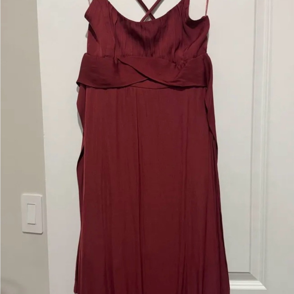 Elegant Burgundy Sleeveless Dress